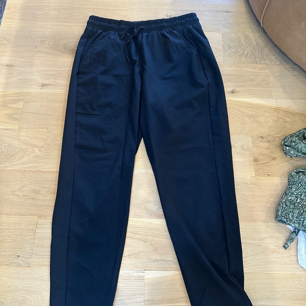 All in Motion Black Ankle Pants
